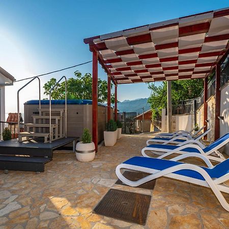 Beautiful Home In Rovanjska With Wifi Екстериор снимка