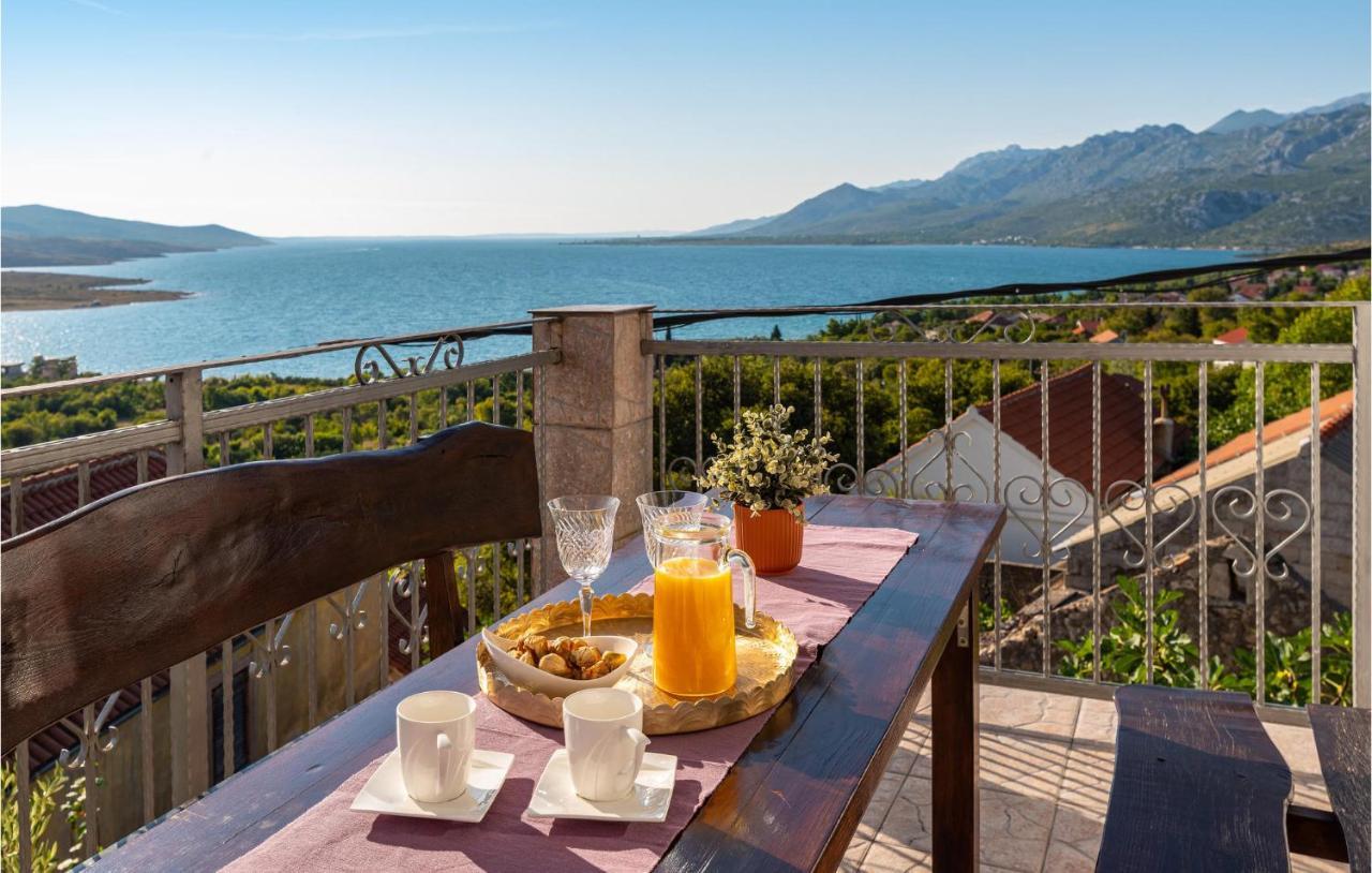 Beautiful Home In Rovanjska With Wifi Екстериор снимка
