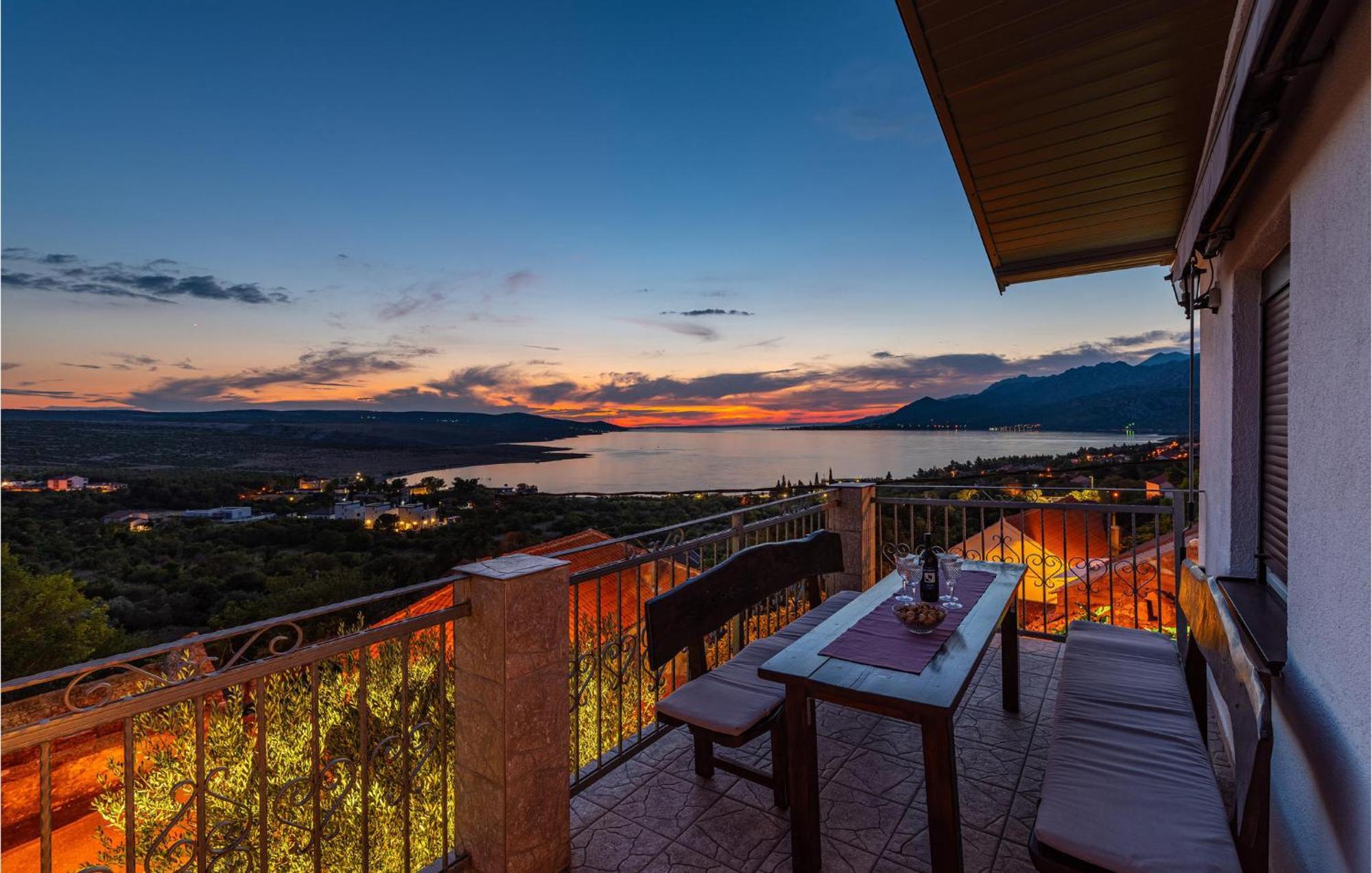 Beautiful Home In Rovanjska With Wifi Екстериор снимка