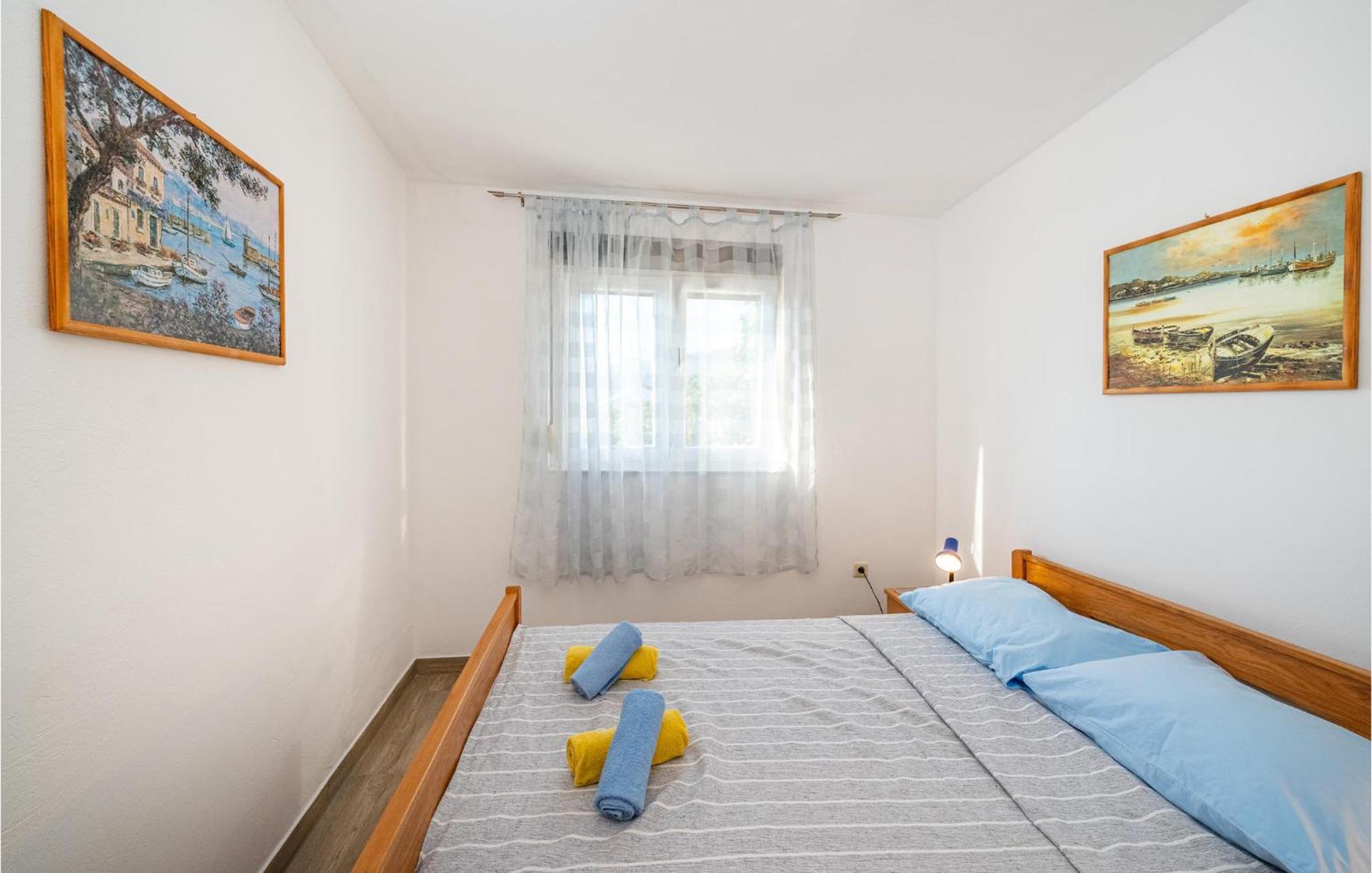 Beautiful Home In Rovanjska With Wifi Екстериор снимка